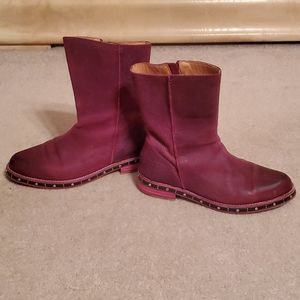 John Fluevog 8.5 crimson boots